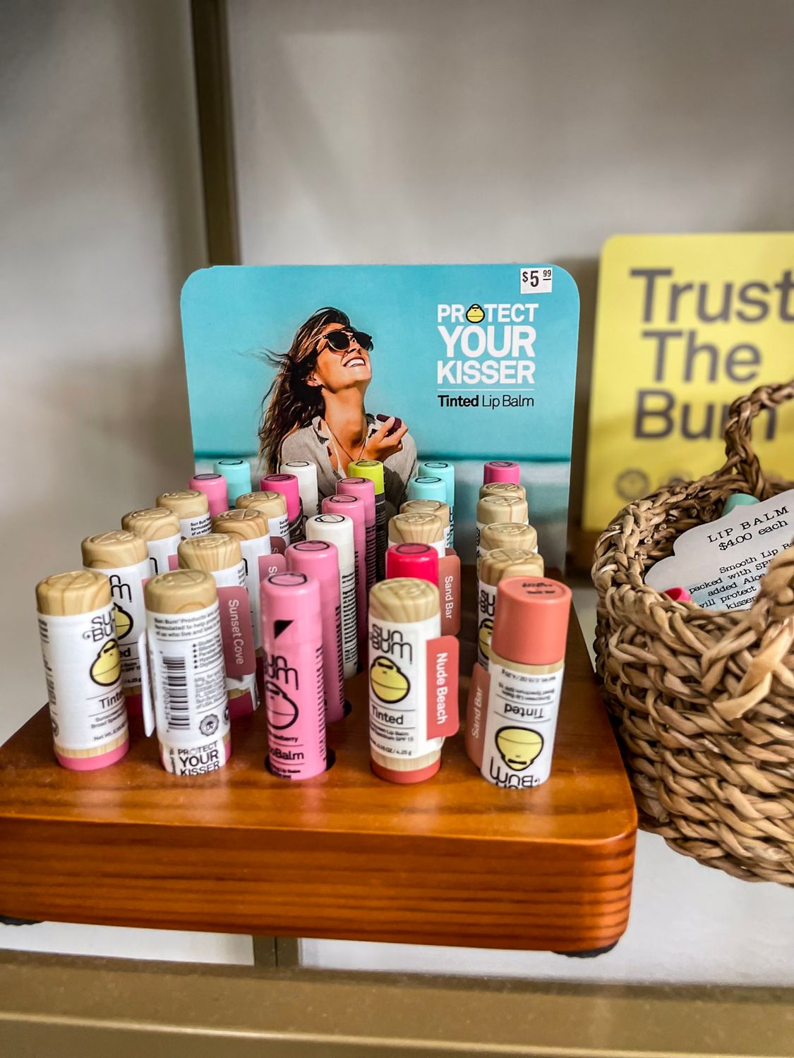 LIP BALM