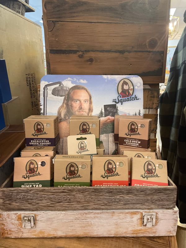DR SQUATCH BAR SOAP
