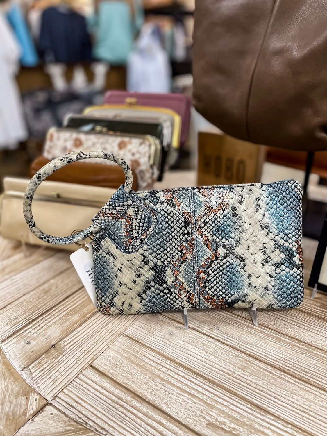 SABLE CLUTCH BLUE TEMPEST