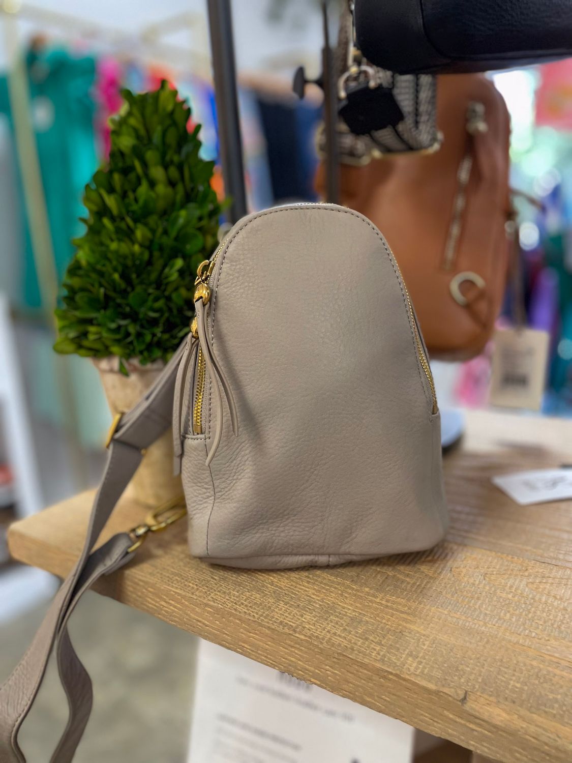 FERN SLING TAUPE