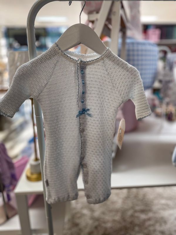 BLUE PINSTRIPE CONVERTER, EYELET TRIM NB