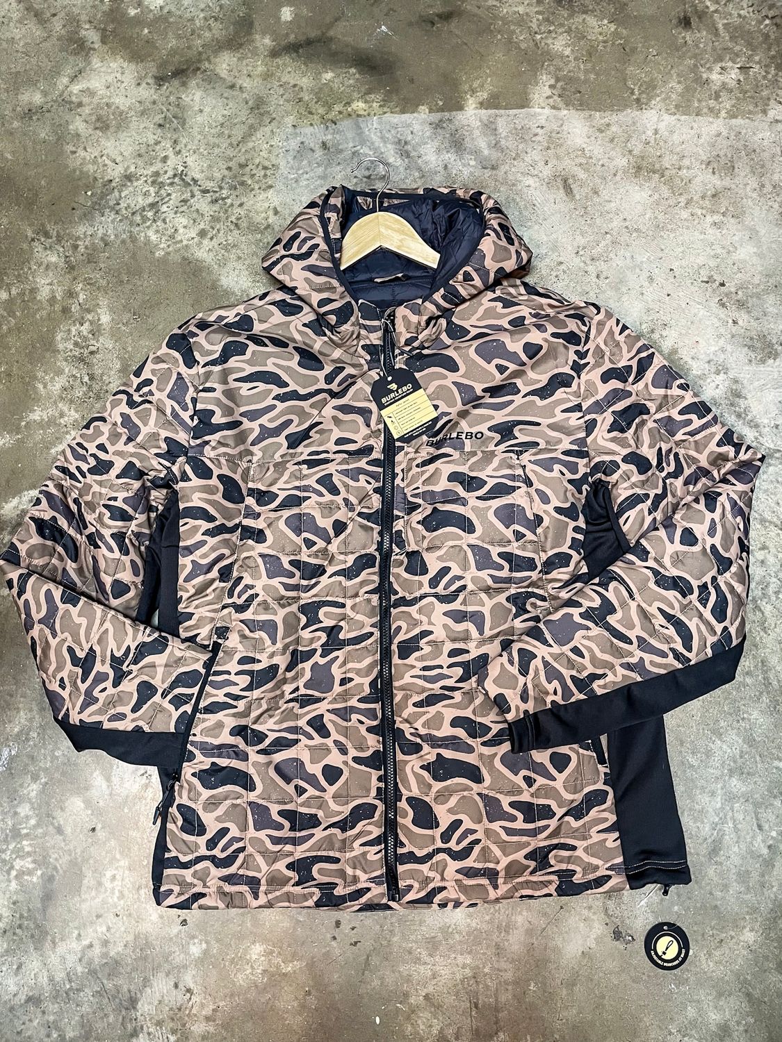 PUFFER JACKET