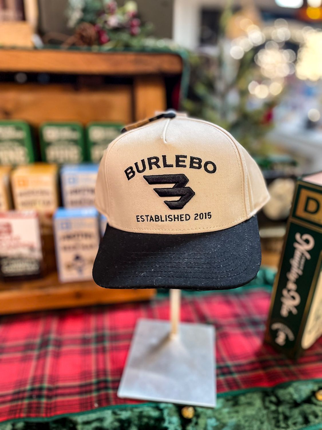 CAP 3D FLYING B LOGO- CREAM