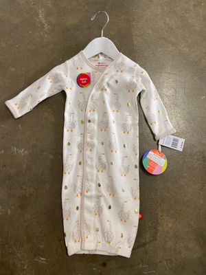 MUMMY GOOSE GOWN W/HAT  SET NB-3MOS