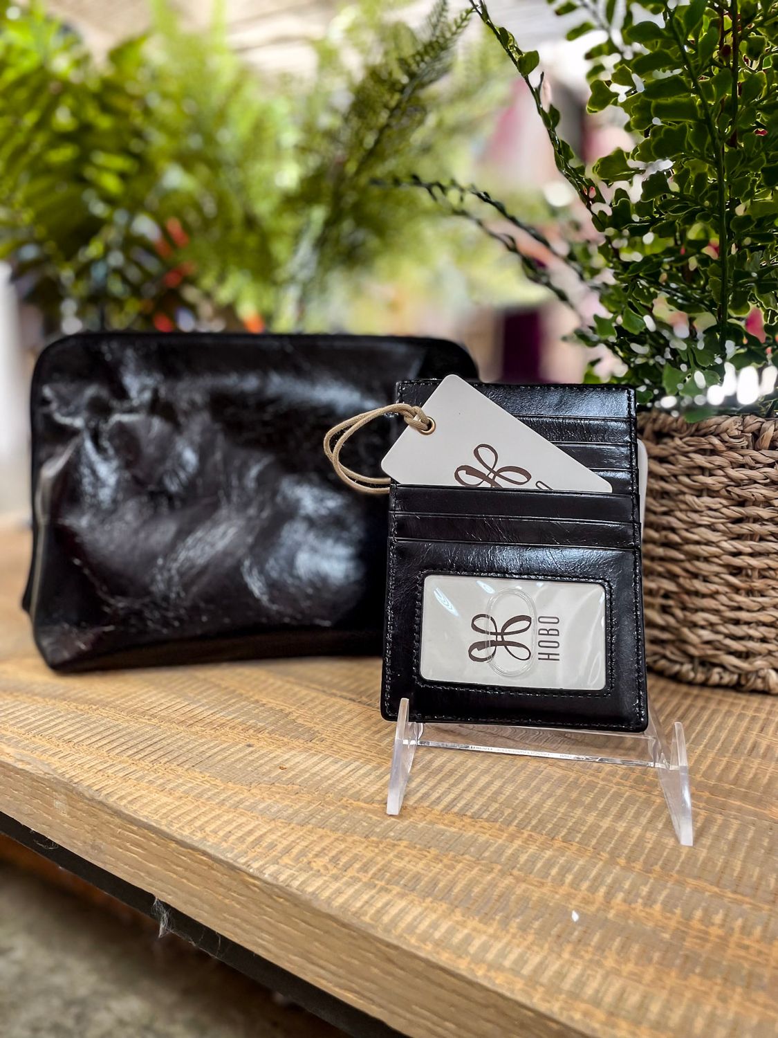HOBO BEAUTY LARGE - BLACK