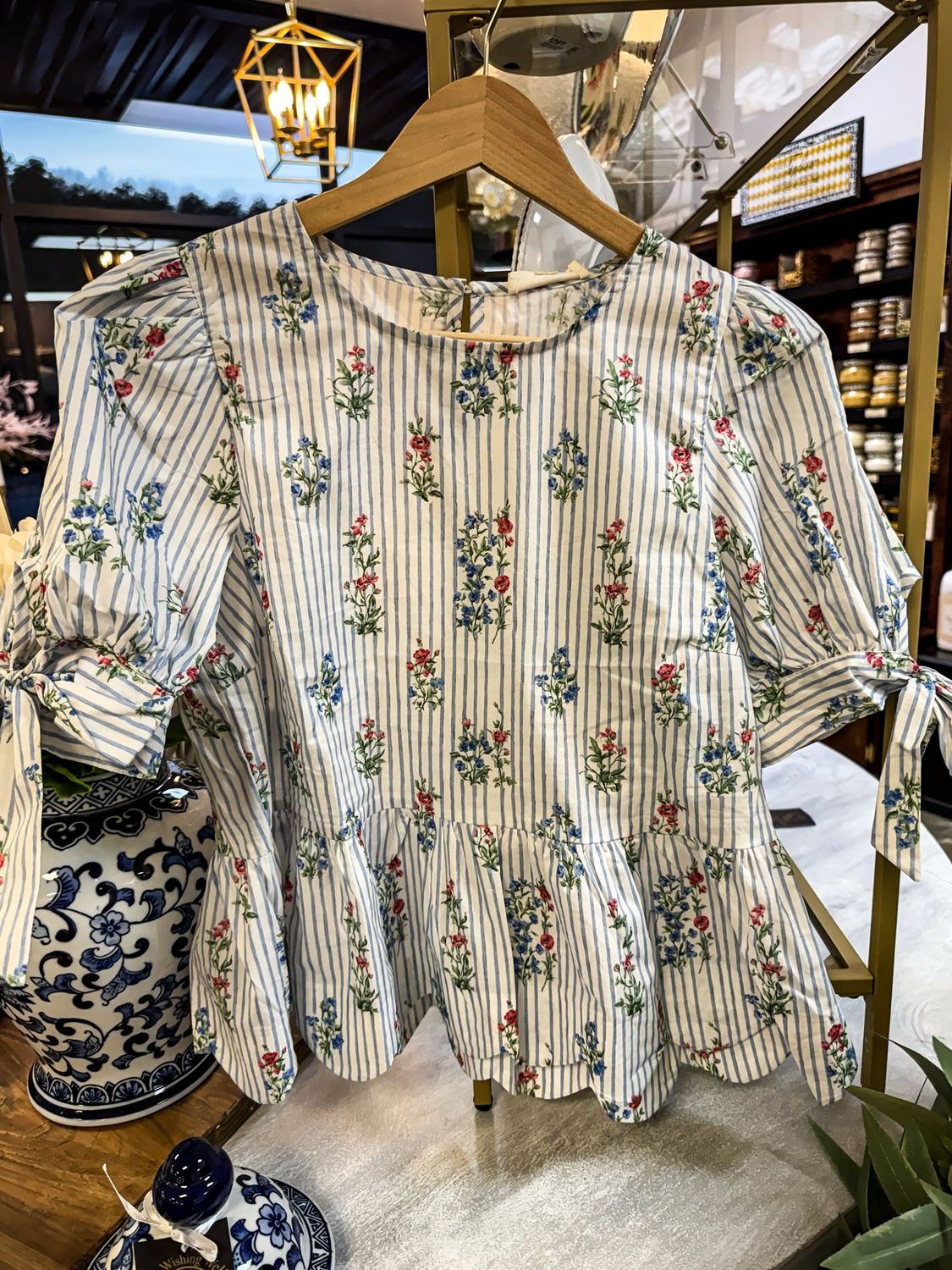 BLUE SPRING TOP
