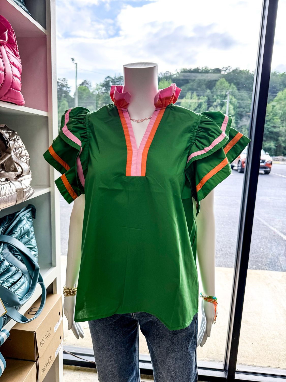 GREEN FLUTTER SLVE /MULTICOLOR ACCENTED TOP