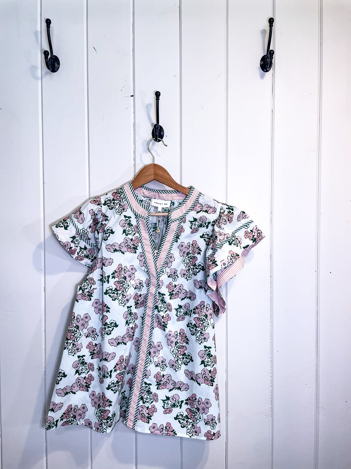 PINK FLORAL GREEN STRIPE TRIM  DETAILED TOP