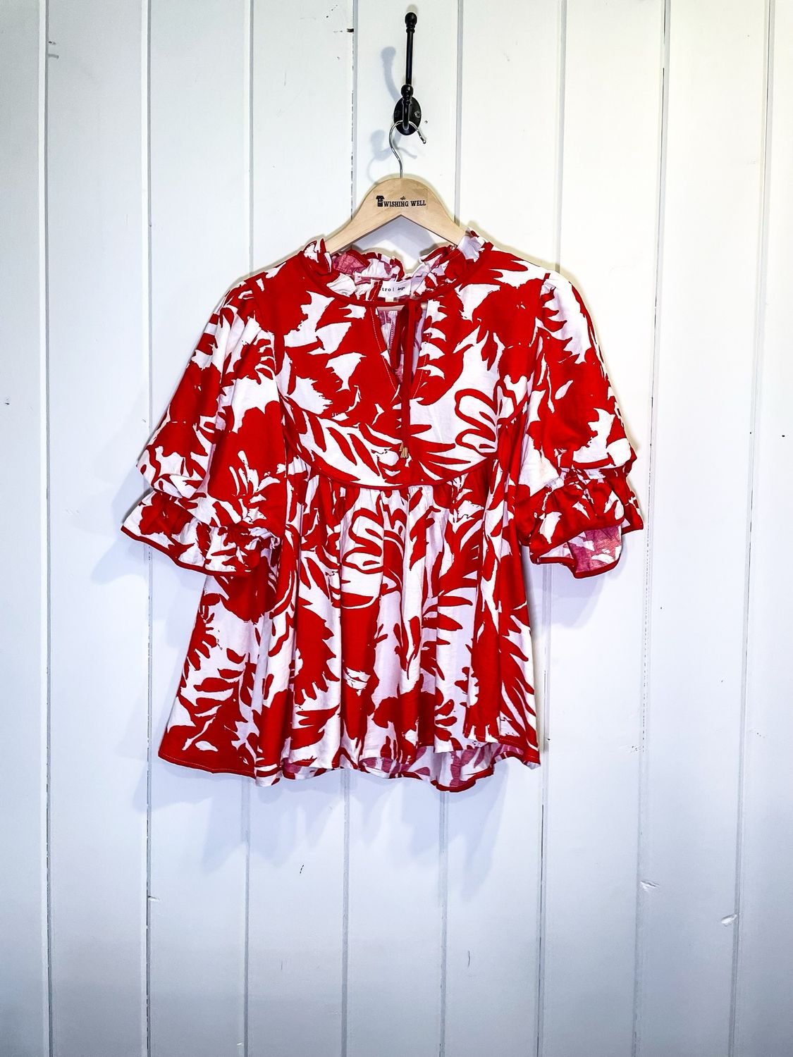 RED/WHITE FLORAL PRINT TOP