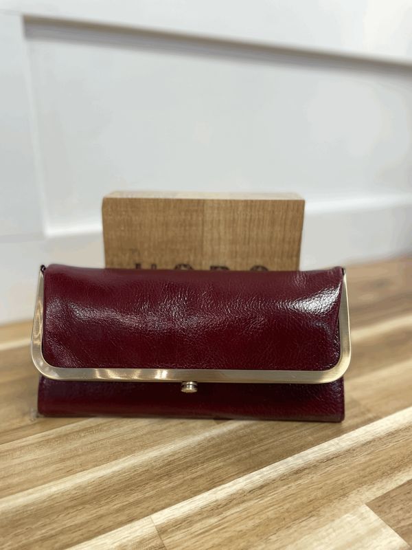 Rachel Continental Wallet (garnet gloss)