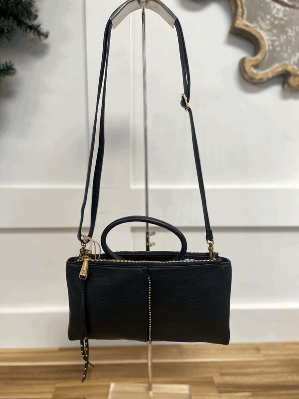 Sable Crossbody (black w/studs)