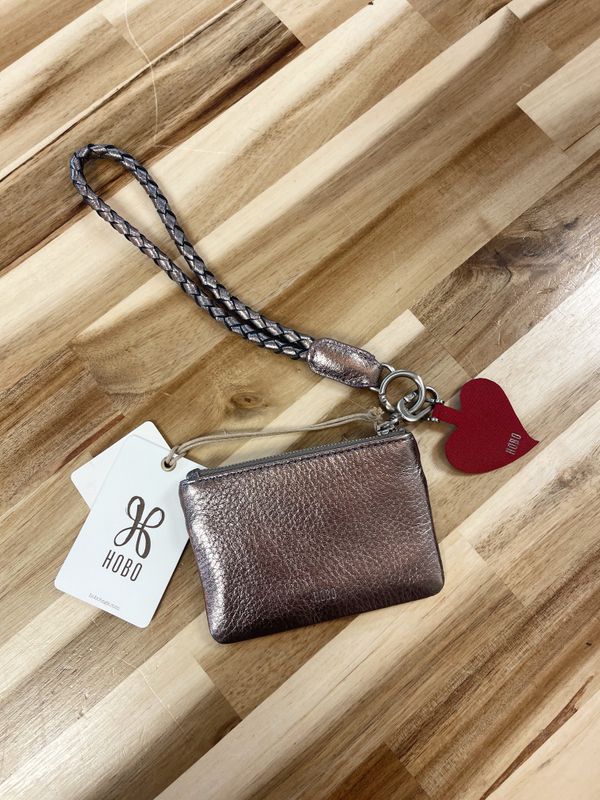 Lasso Fern Wristlet (pewter spur)