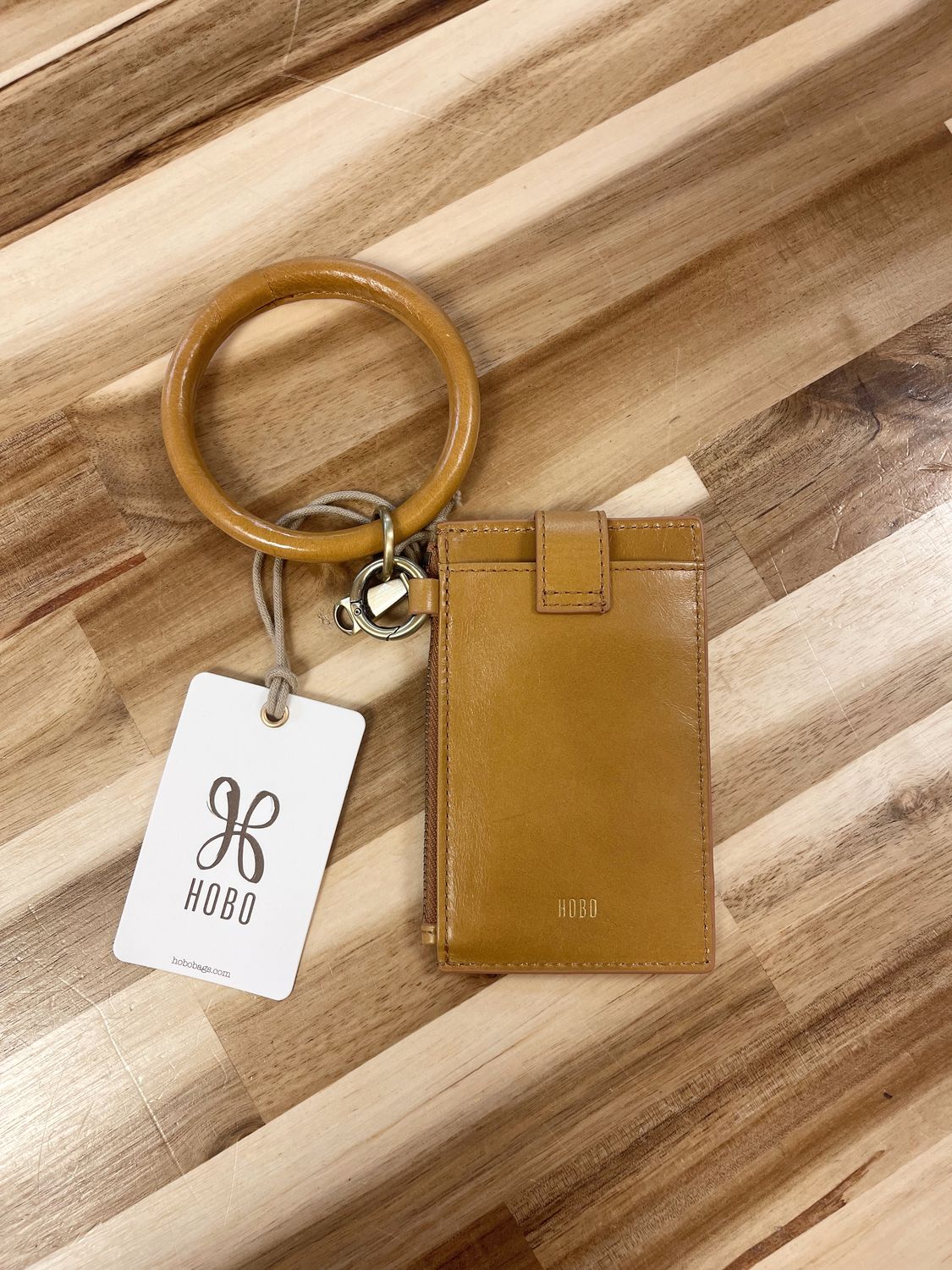 Ring Credit Card Wristlet (natural)