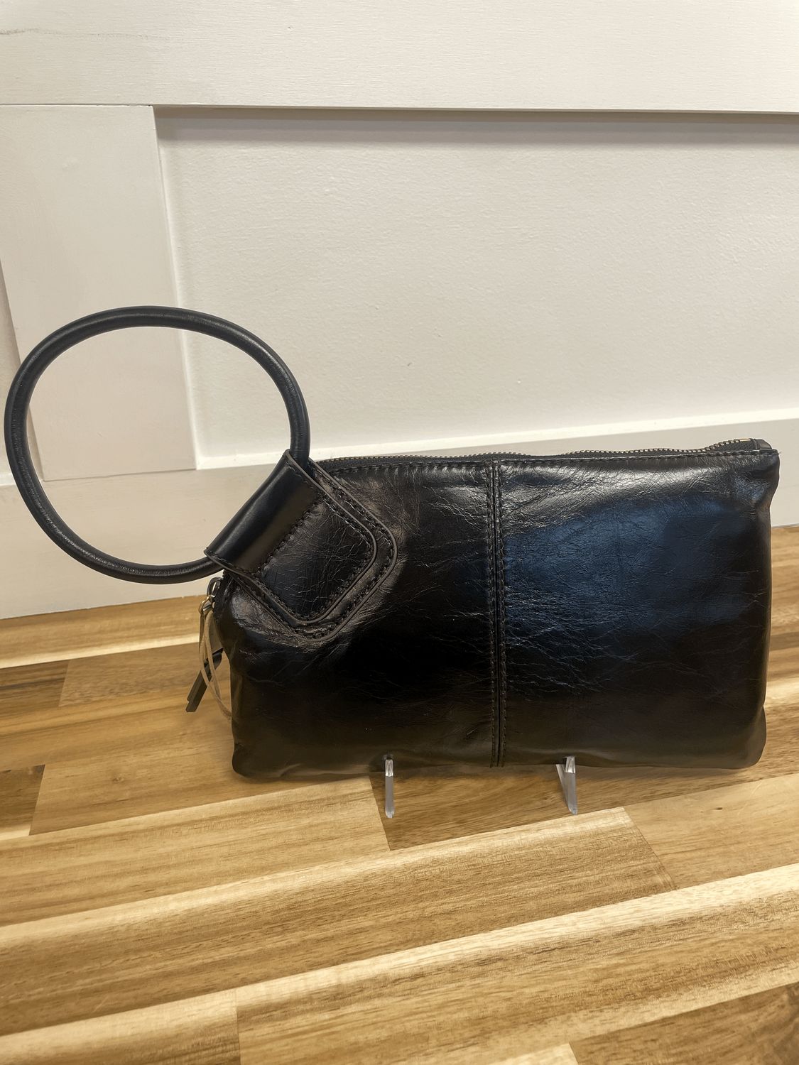 Sable Wristlet (black)