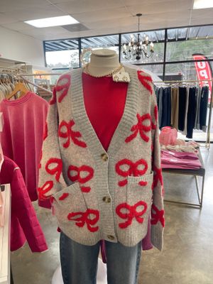 BOW BUTTON KNIT CARDIGAN