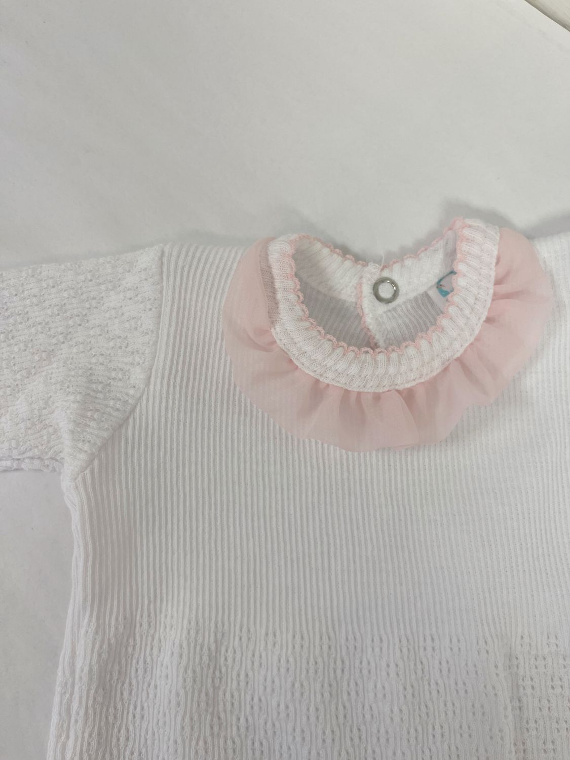 LS CUFFED KEY HOLE BACK ROMPER WHT/PINK NB 5-10LBS