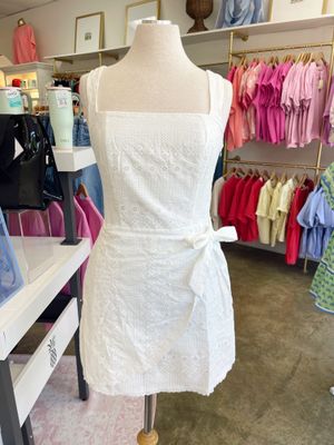 EYELET DETAIL WHITE DRESS 