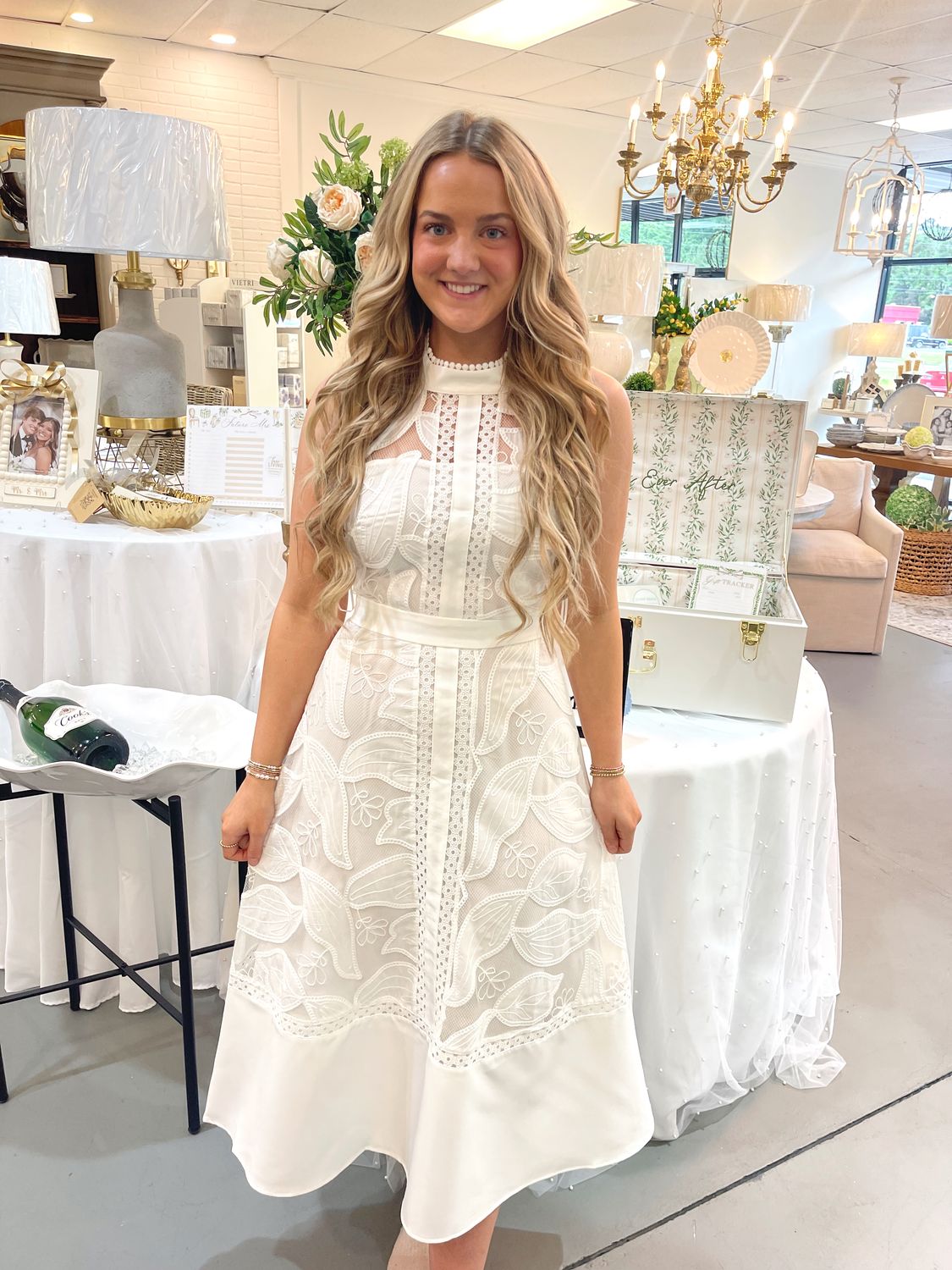 SUNDAY LACE WHITE DRESS