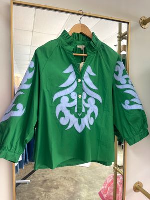 BOTANICAL BAROQUE DESIGN TOP KELLY GREEN W/ BLUE
