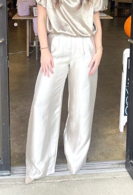 CHAMPAGNE HIGH WAIST PLEATED POCKET PANTS