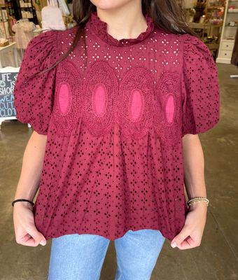 BURGUNDY TEXTURE TOP