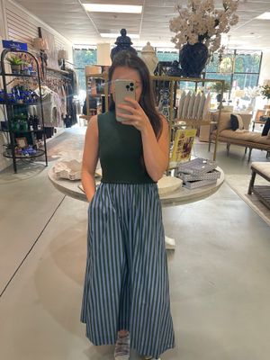 MOCK NECK SLEEVELESS MIDI DRESS