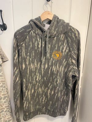 VINTAGE WASHED GRAPHIC HOODIE - FIELD BADGE