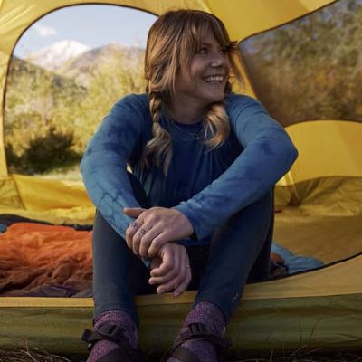Women&#39;s baselayers designed for warmth, moisture-wicking and perfect for layering during outdoor activities in cold weather.