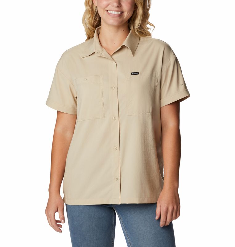 FRONT VIEW OF COLUMBIA WOMENS SILVER RIDGE UTILITY SHORT SLEEVE SHIRT IN ANCIENT FOSSIL