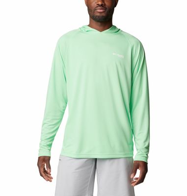 FRONT VIEW OF COLUMBIA MENS PFG SOLAR STREAM HOODIE IN OCEAN MINT WITH BREATHABLE FABRIC