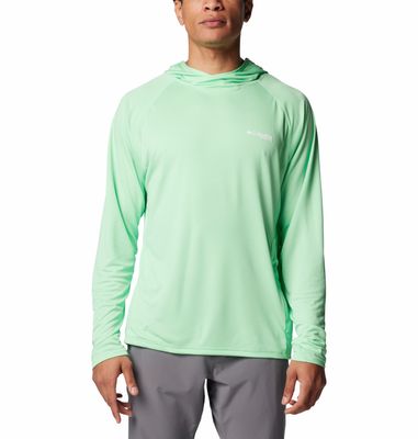 COLUMBIA MENS PFG SOLAR STREAM ELITE HOODIE 24 FRONT VIEW OF COLUMBIA MENS PFG SOLAR STREAM ELITE HOODIE IN OCEAN MINT WITH BREATHABLE FABRIC