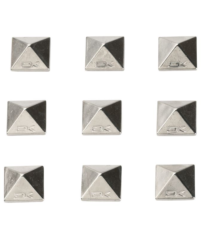 FRONT VIEW OF DAKINE UNISEX PYRAMID STUDS STOMP PAD IN CHROME