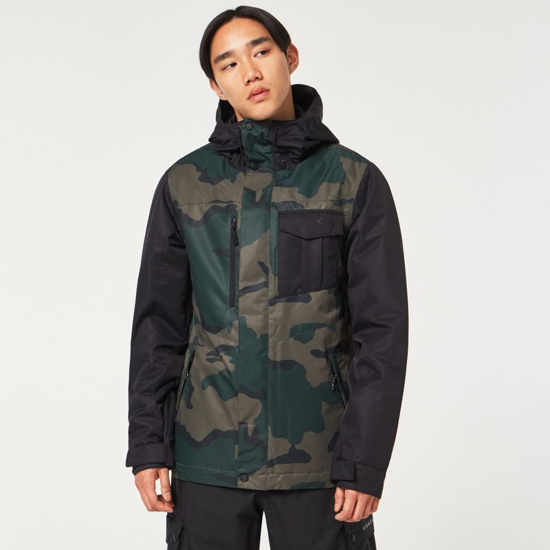 FRONT VIEW OF OAKLEY MENS CORE DIVISIONAL RC INSULATED WINTER JACKET IN B1B CAMO HUNTER