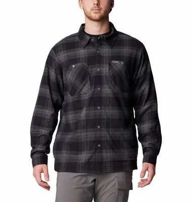 FRONT VIEW OF COLUMBIA MENS CORNELL WOODS FLEECE LINED SHIRT JACKET IN BLACK BUFFALO TARTAN