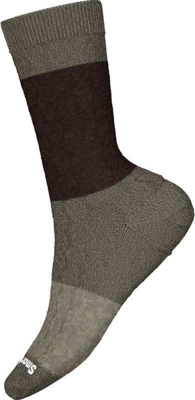 FRONT VIEW OF SMARTWOOL UNISEX EVERYDAY COLOR BLOCK CABLE CREW SOCKS IN MILITARY OLIVE/FOSSIL