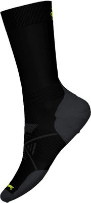 FRONT VIEW OF SMARTWOOL UNISEX NORDIC TARGETED CUSHION CREW SOCKS IN BLACK WITH MERINO WOOL