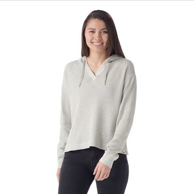 FRONT MODEL VIEW OF SMARTWOOL WOMENS WAFFLE HOODIE IN ASH HEATHER WITH MERINO WOOL
