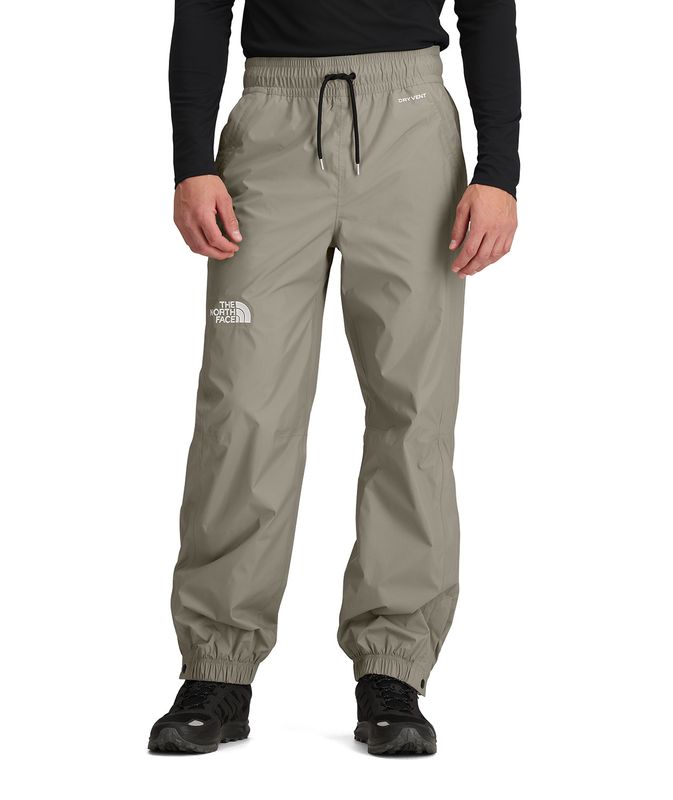 FRONT MODEL VIEW OF THE NORTH FACE MENS BUILD UP SNOW PANT WITH SECURE-ZIP HAND POCKETS