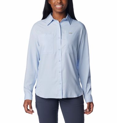FRONT VIEW OF COLUMBIA WOMENS SILVER RIDGE UTILITY™ LONG SLEEVE SHIRT WITH SECURE POCKETS