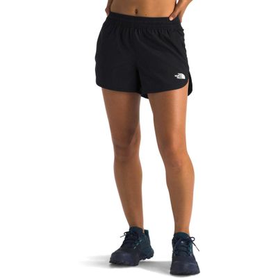 FRONT VIEW OF THE NORTH FACE WOMENS FLEX WOVEN SHORT WITH COMFORT AND DURABILITY