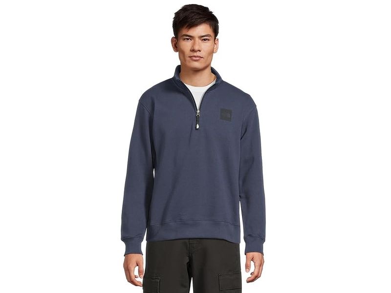 FRONT VIEW OF THE NORTH FACE MENS BOX HALF DOME ¼ ZIP SWEATER WITH SOFT FABRIC AND COMFORT