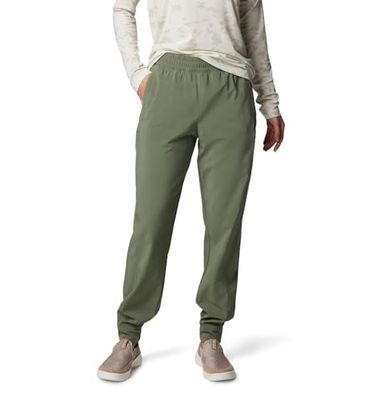 FRONT VIEW OF COLUMBIA WOMENS PFG UNCHARTED™ PULL ON PANT WITH UPF 50 AND MOISTURE WICKING