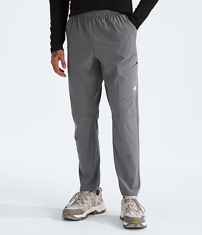 FRONT VIEW OF THE NORTH FACE MENS LIGHTSTRIDE PANT WITH UPF 40+ AND WATER REPELLENCY