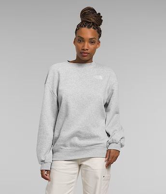 FRONT VIEW OF THE NORTH FACE WOMENS EVOLUTION OVERSIZED CREW SWEATER WITH COMFORT AND RIB ON COLLAR