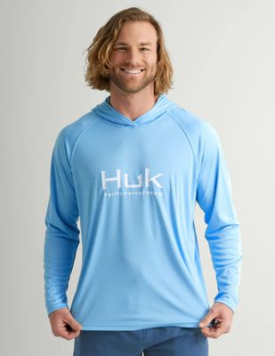 FRONT VIEW OF HUK MENS PURSUIT HOODIE WITH SUN PROTECTION AND GREAT FOR FISHING