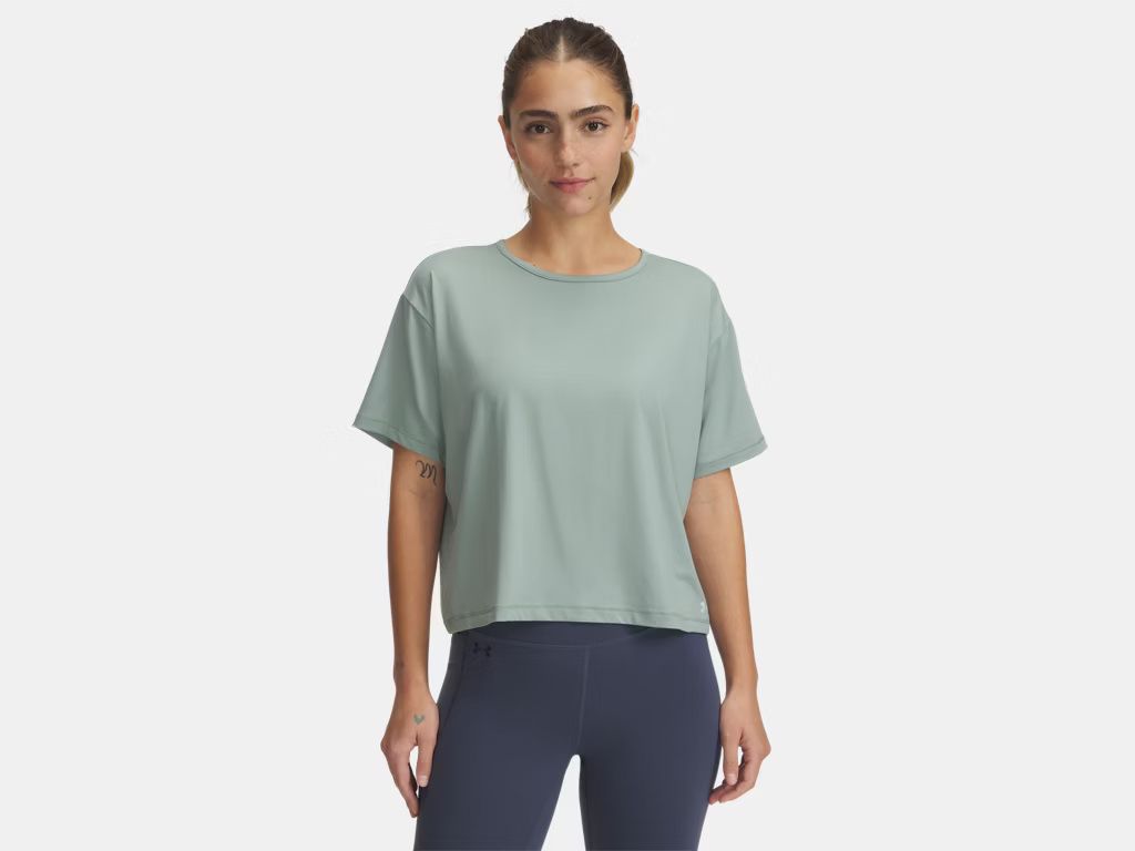 MAIN IMAGE OF UNDER ARMOUR WOMENS UA MOTION SHORT SLEEVE SHIRT IN SILICA GREEN/HYDRO GREEN XS
