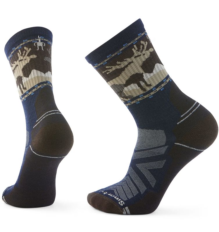 FULL VIEW OF SMARTWOOL MENS HIKE LIGHT CUSHION MOUNTAIN MOOSE CREW SOCKS WITH COMFORT