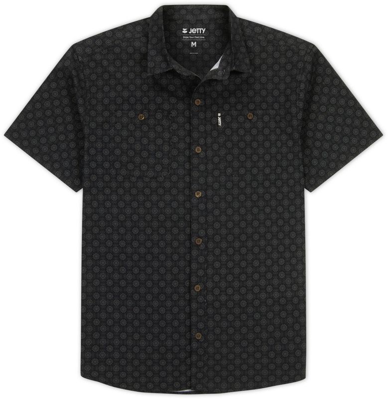 FRONT VIEW OF JETTY MENS SEABRITE SHORT SLEEVE SHIRT WITH BREATHABLILITY AND LIGHTWEIGHT COMFORT