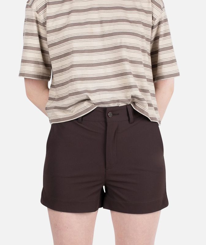 FRONT VIEW OF JETTY WOMENS CROSBY VERSATILITY SHORT WITH DURABILITY AND BREATHABILITY