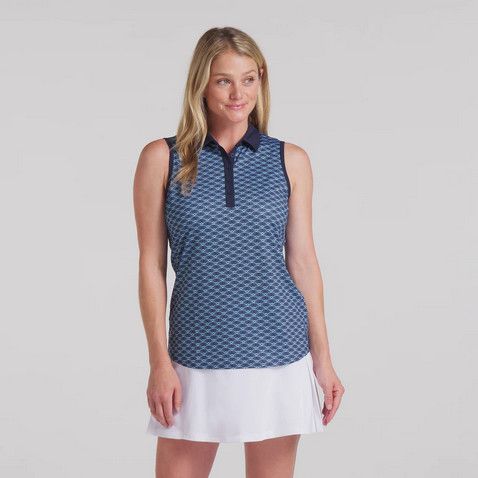 FRONT VIEW OF PUMA WOMENS CLOUDSPUN SCALLOP SLEVELESS POLO WITH FAST-DRYING AND BREATHABILITY